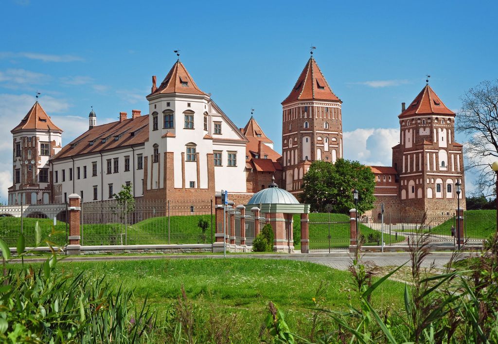 Мирский замок в Беларуси